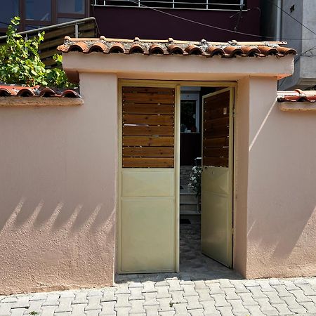 Apartamento Retreat In The Centre Of Korce Exterior foto