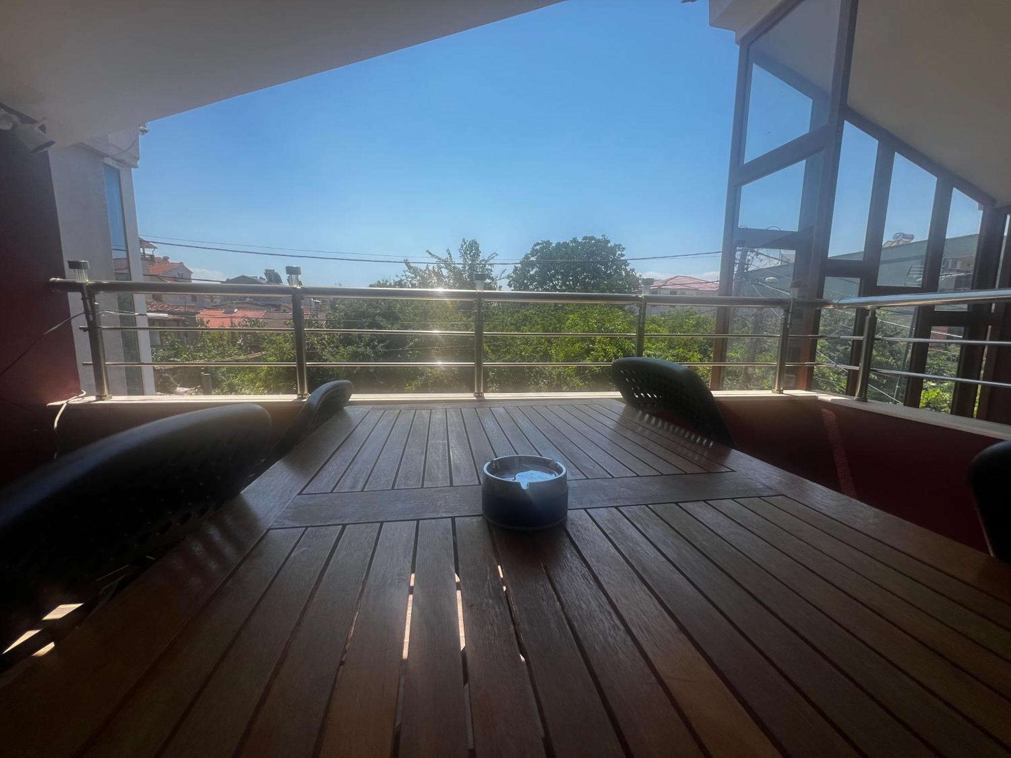 Apartamento Retreat In The Centre Of Korce Exterior foto